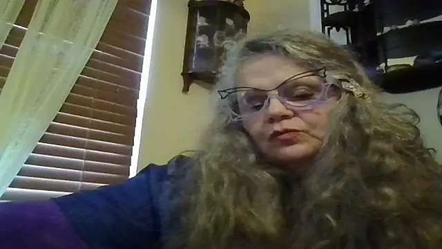 DestineeLoverGirl webcam