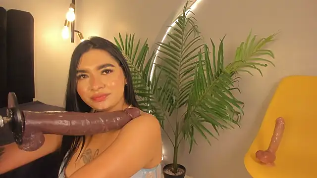 Juli_Casanova webcam
