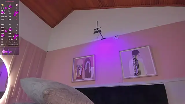 elodie_walker webcam