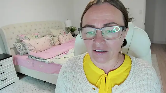 Vika73 webcam