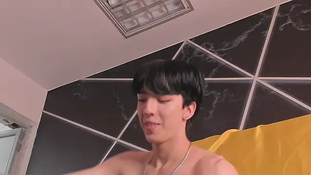 Quma86 - Male webcam sex chat
