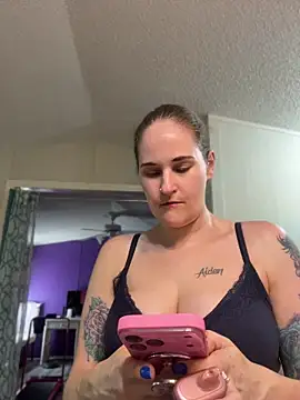 lolabunny9 (F milf) - Freedom day tomorrow