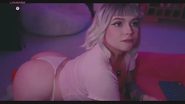 sensualkattt webcam