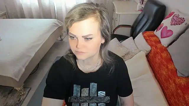 MildMature webcam