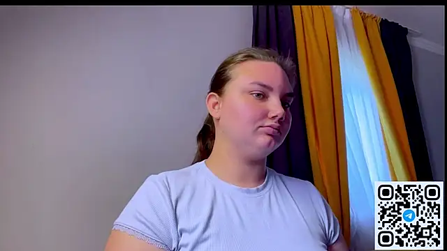 Dreamyblushfairy webcam