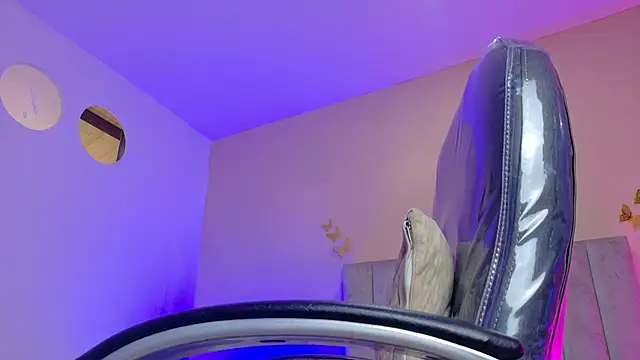 Nascary_Fox webcam