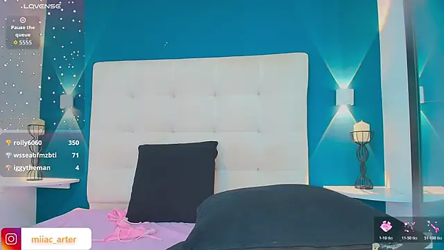 MiaaCarter_ webcam