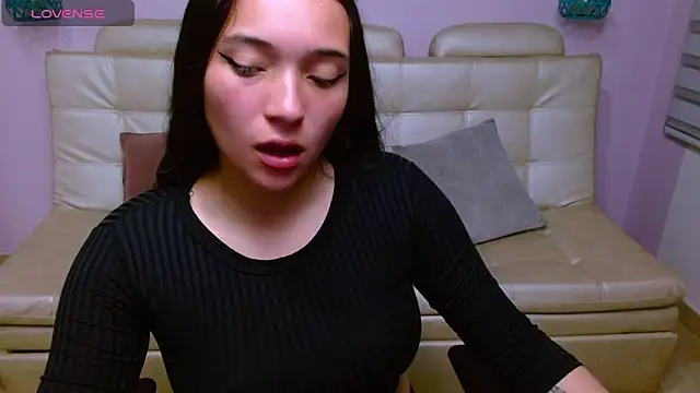 Watch Marianne_Cam live on EroticFlix - High definition streams