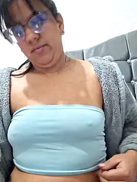 ZaidaWet webcam