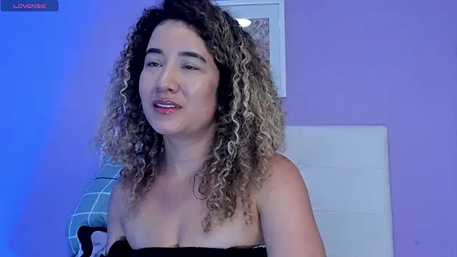 Charlotte11-11 webcam