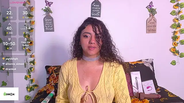 emiily_curly webcam