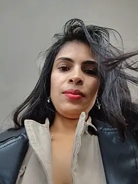 astrid-- (F young) - Sit on your face and rub your pussy