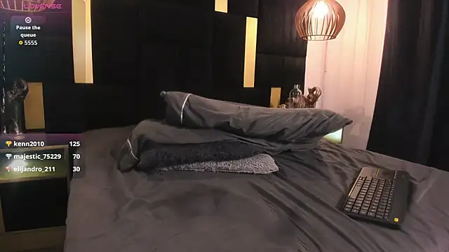 Lucio__Fox webcam