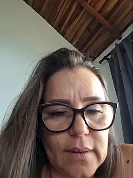 MariaPau_83 webcam