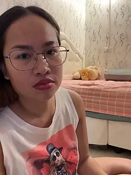 Ponthip webcam
