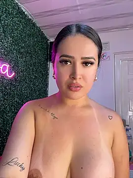 Sara_fun webcam