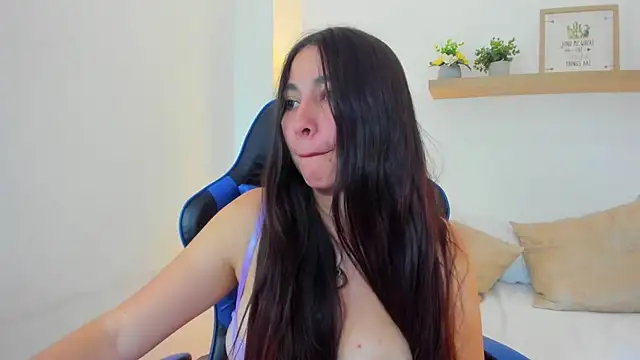 bella_99_ webcam