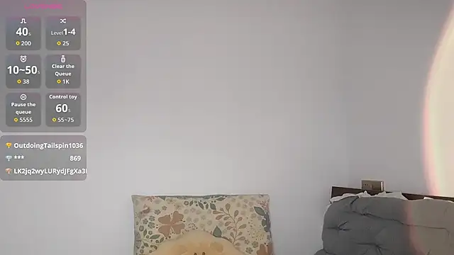 77-Vicky webcam