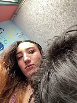 Valery_Salmons webcam