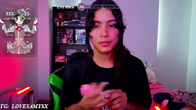 Lovelyamyy webcam