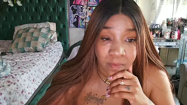 mzpretty444 webcam