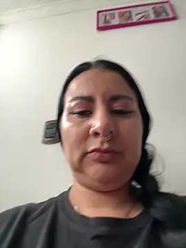 Abril_Luv webcam