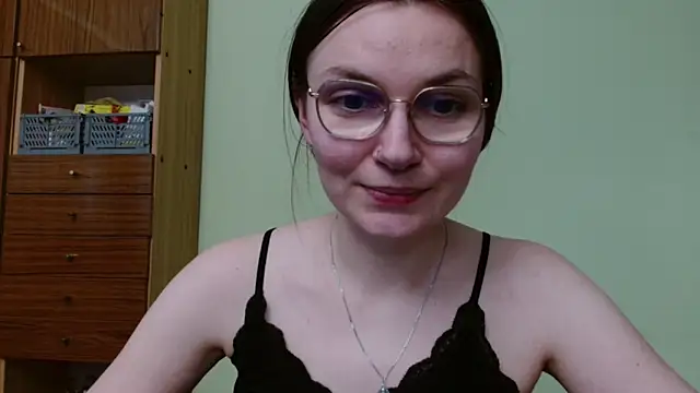 LooveELLYx webcam