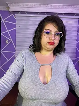 miiaajoness (F young) - :devil: SHOW PUSSY :devil: