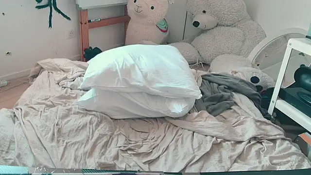 CeriseLapine's room