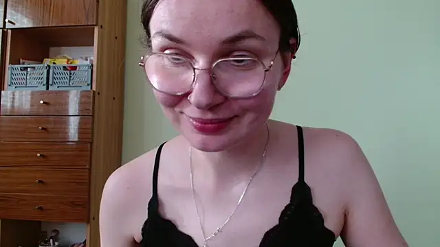 LooveELLYx webcam