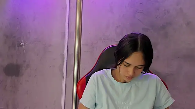 alice__susan webcam