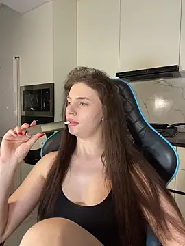 CurlyLara live sex cam