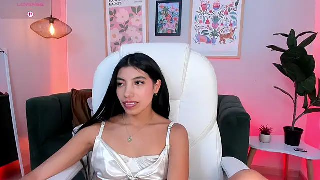 tiffany_low (F young) - tonge out & lick finger