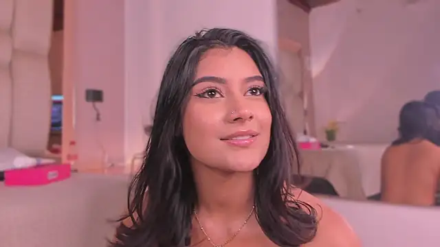 Watch KatherineRuiz_ live on EroticFlix - High definition streams
