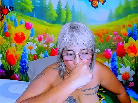 indianroxy - Indianroxy's free webcam - UK Sex Cams