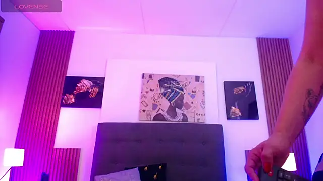 milfsecret69 webcam