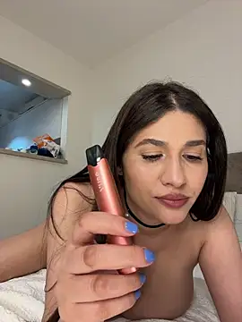 irisblues (F milf) - Let'sMakeTheDayHotterThanIs+:gift:4LT
