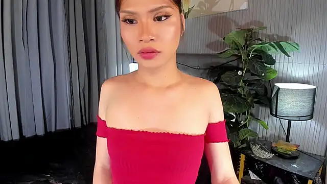 delightfulasianhugecock webcam