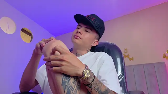 Nascary_Fox webcam