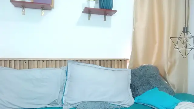 Violet_2003 webcam