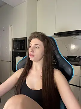 CurlyLara live sex cam