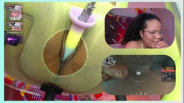 MhiaRey webcam