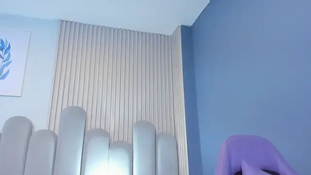 luly_dreams webcam