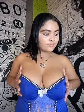 HoneyBunXXX webcam