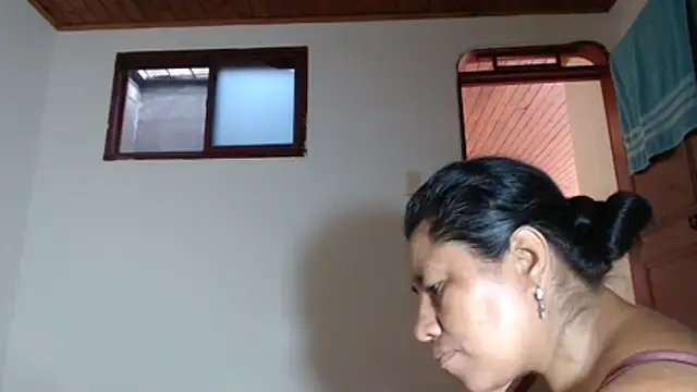 adrixxx38 webcam