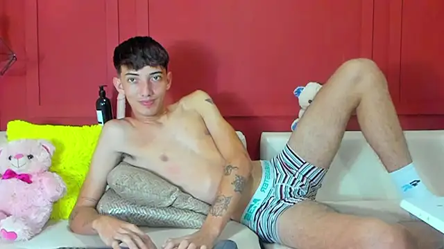 michaelvasquex - MichaelVasquex's free webcam - UK Sex Cams