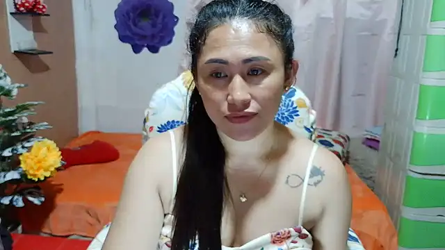 Filipina_Desire webcam