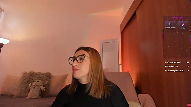 whitneyhot webcam