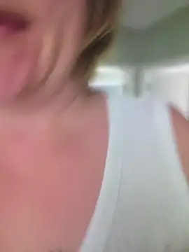 julimonroe webcam