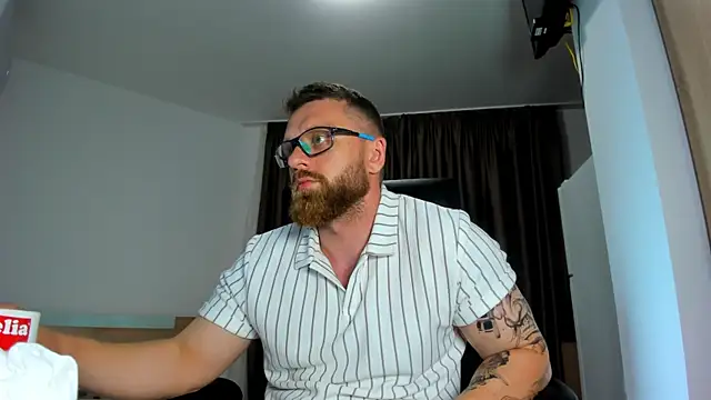 Findom_guy webcam